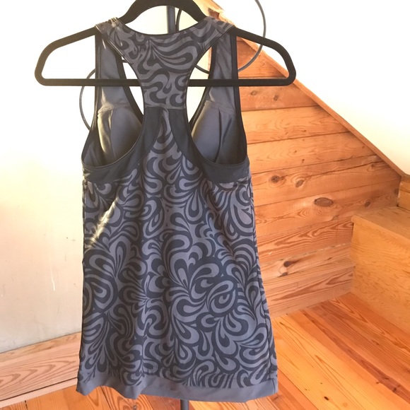 Reebok Brown Floral Tank Top, EUC, M - Picture 3 of 15